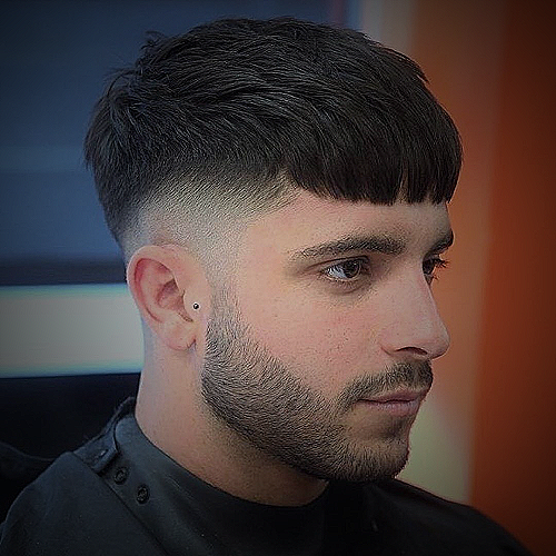 Short Textured Crop with 2 On The Sides Haircut