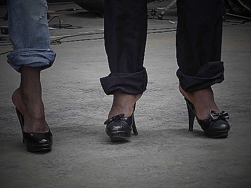Men's Feet in Women's Shoes