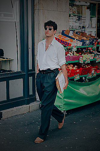 Neutral Colors in Parisian Men's Fashion - what do men wear in paris
