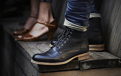 Biker boots with dark jeans and leather jacket - how to style black boots men