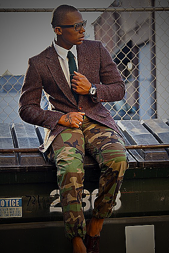 Stylish Camo Pants Outfit - how to style camo pants men