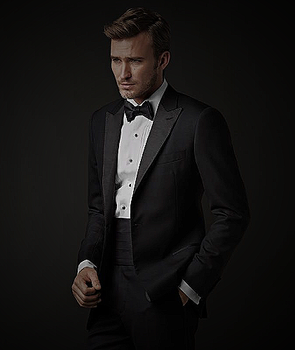 Suit and tie outfit for men